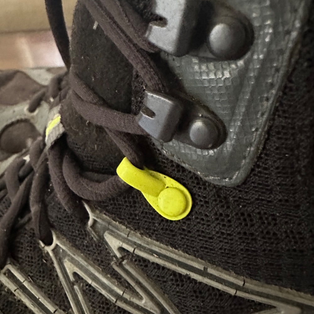 North Face Hiking Boots 9.5 - Picture 4 of 15
